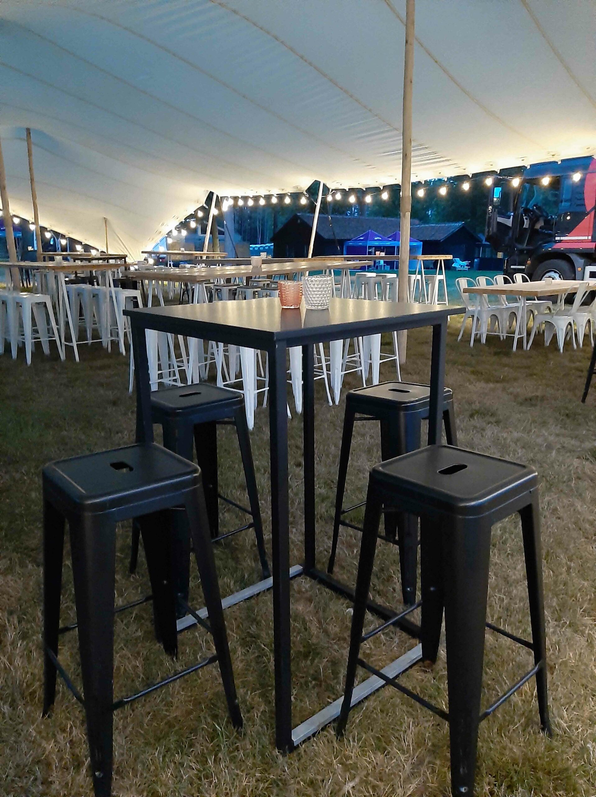 Lix Bar Black.jpg