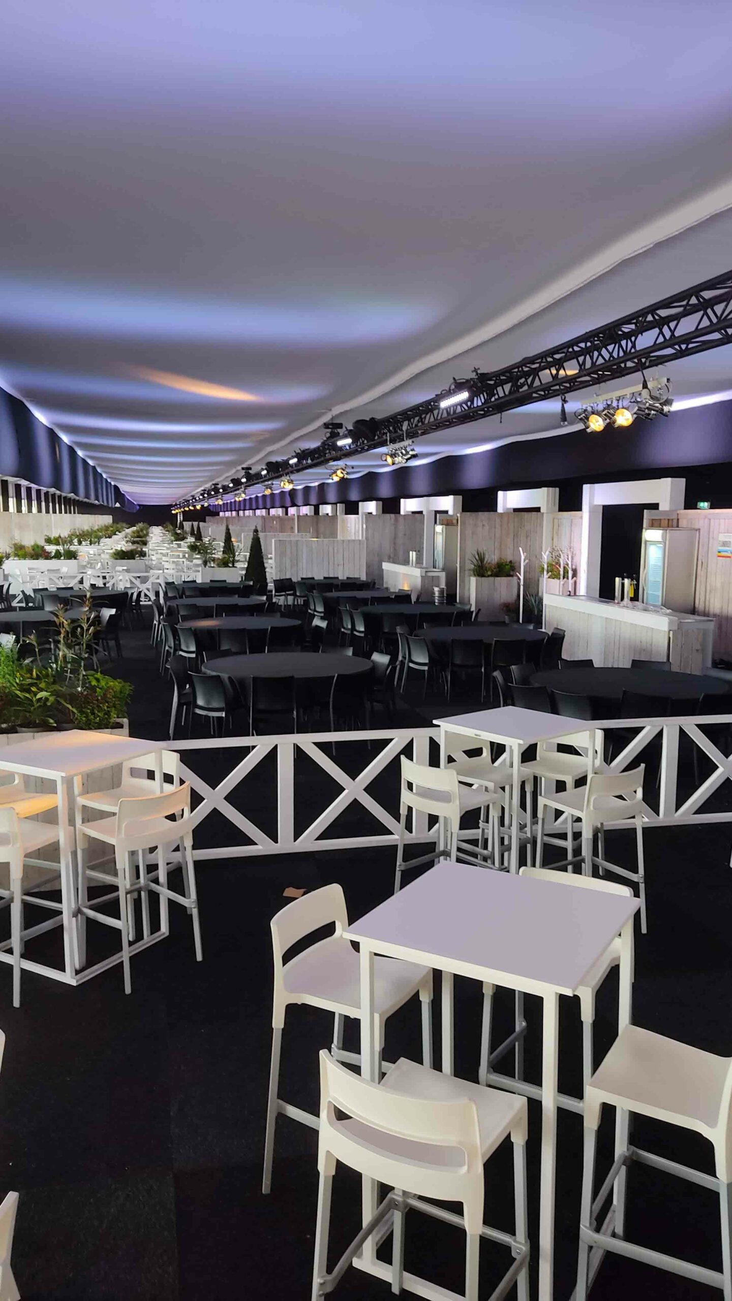 Kubo Smart White White (2).jpg